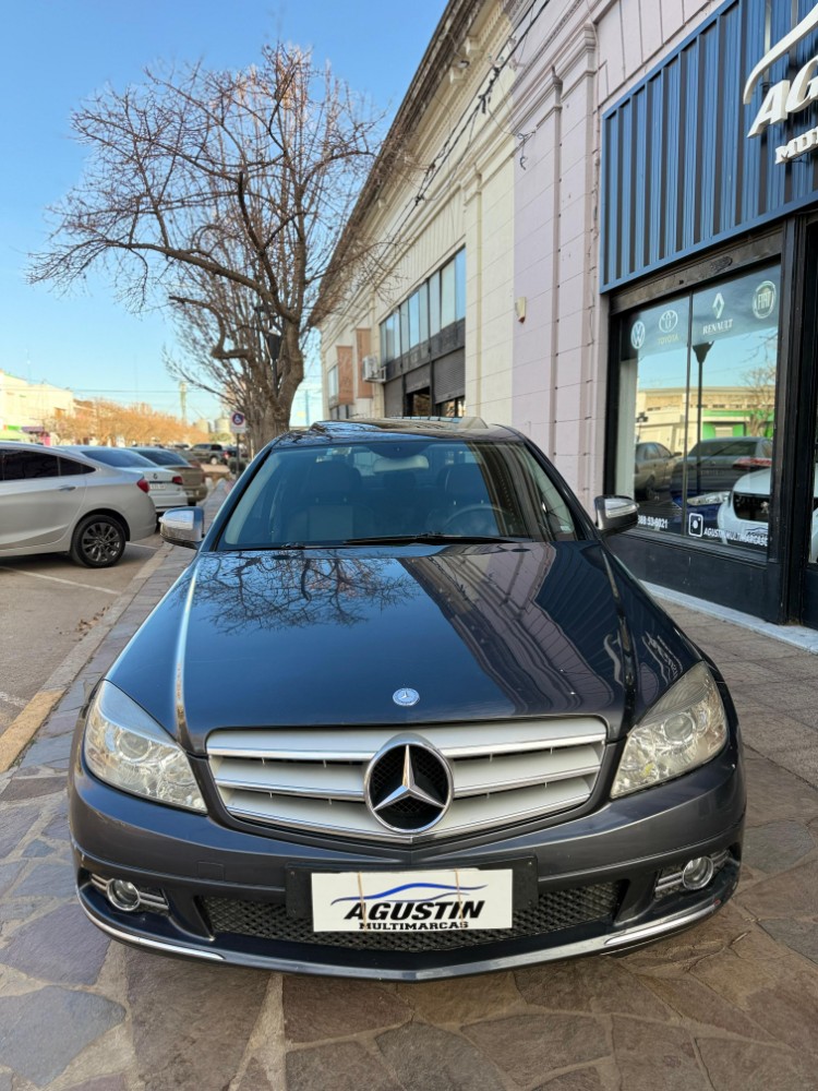 Mercedes-Benz C200 — foto 2